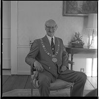 Tomas Mac Giolla, Lord Mayor of Dublin, wearing chain of office, Mansion House, Dublin