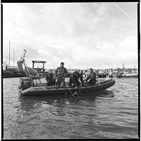 Royal Ulster Constabulary (RUC) underwater rescue team in action