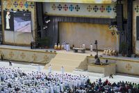 International Eucharistic Congress, 50th, Marc Ouellet and concelebrants, including Sean Brady, Diarmuid Martin, Keith O&#39;Brien, St Andrews and Edinburgh, Scotland, Jose S. Palma of Cebu, Philippines, and Piero Marini, President of the Pontifical Committee of Eucharistic Congresses, at the Final Day Ceremony, Croke Park Gaelic Athletic Association (GAA) Stadium, Dublin